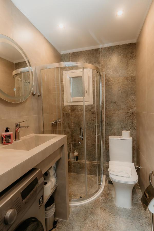 Satus Finem Egnatia'S Luxury Suite Thessaloniki Exterior foto