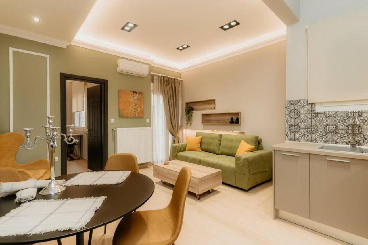 Satus Finem Egnatia'S Luxury Suite Thessaloniki Exterior foto