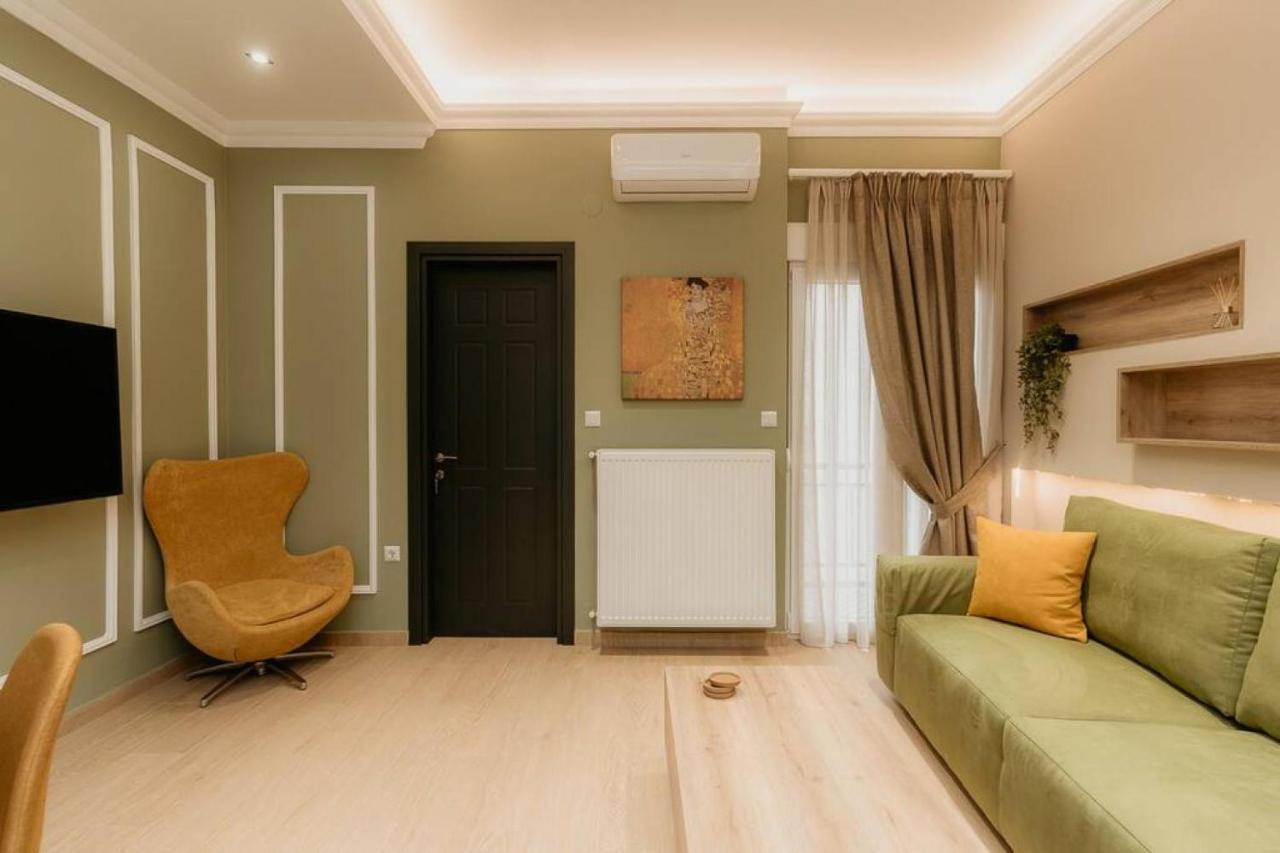 Satus Finem Egnatia'S Luxury Suite Thessaloniki Exterior foto