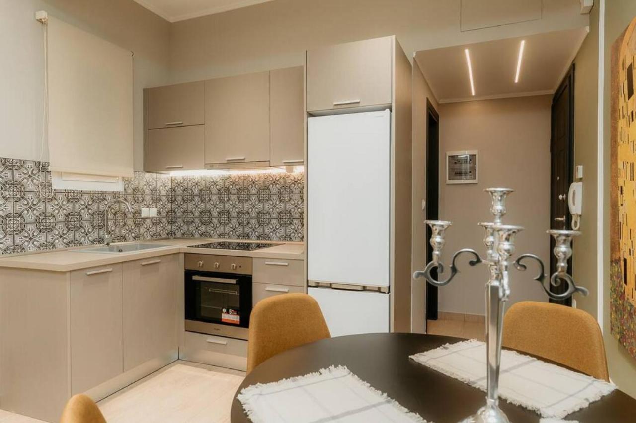 Satus Finem Egnatia'S Luxury Suite Thessaloniki Exterior foto